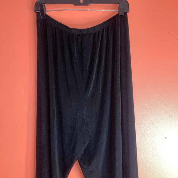 3/$15. Black stretch pants XL - Picture 8 of 9